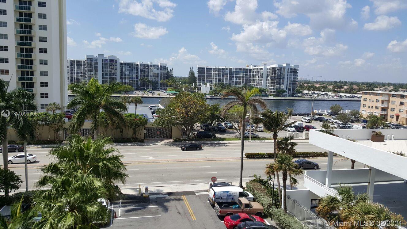 Photo of 3001 Ocean Dr #543, Hollywood, Florida, 33019 -