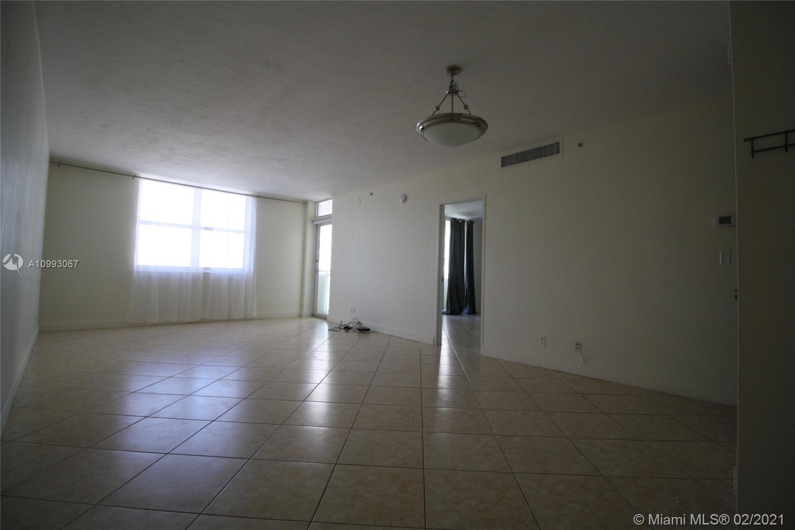 Photo of 3001 Ocean Dr #543, Hollywood, Florida, 33019 -