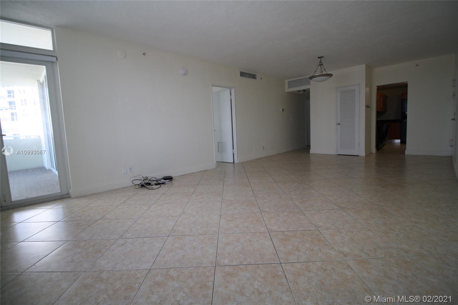 Photo of 3001 Ocean Dr #543, Hollywood, Florida, 33019 -
