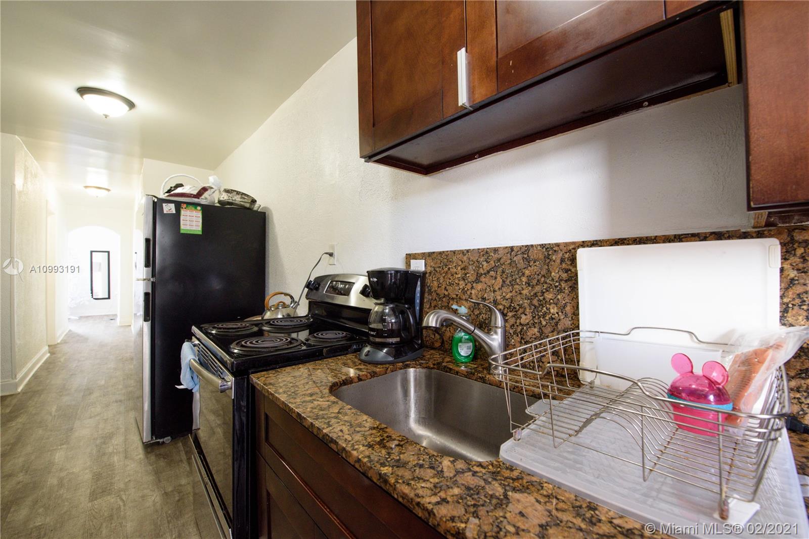 See details / 5776 sq. ft. $ 2021-03-04 0 Photo