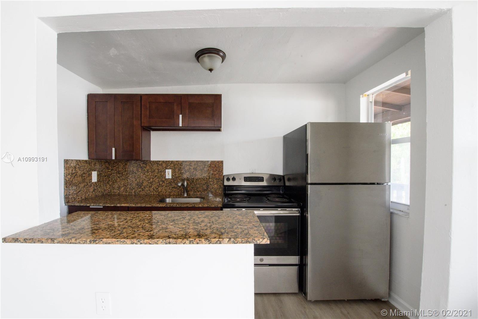 See details / 5776 sq. ft. $ 2021-03-04 0 Photo