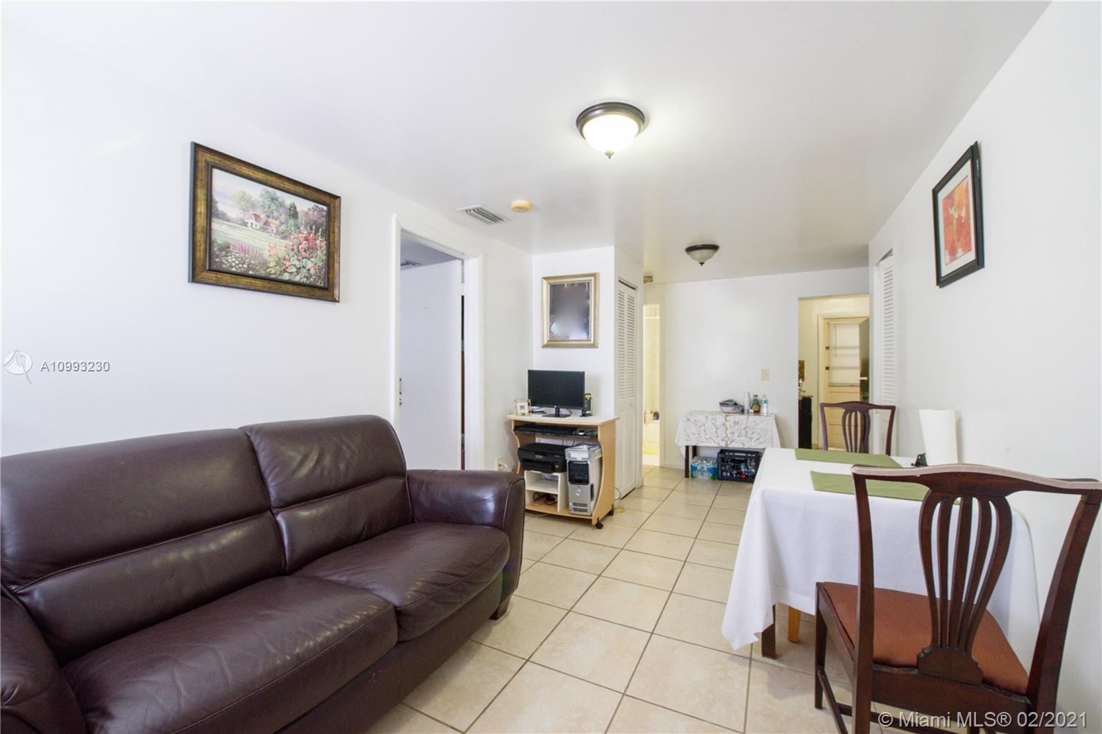 See details / 4244 sq. ft. $ 2021-03-04 0 Photo