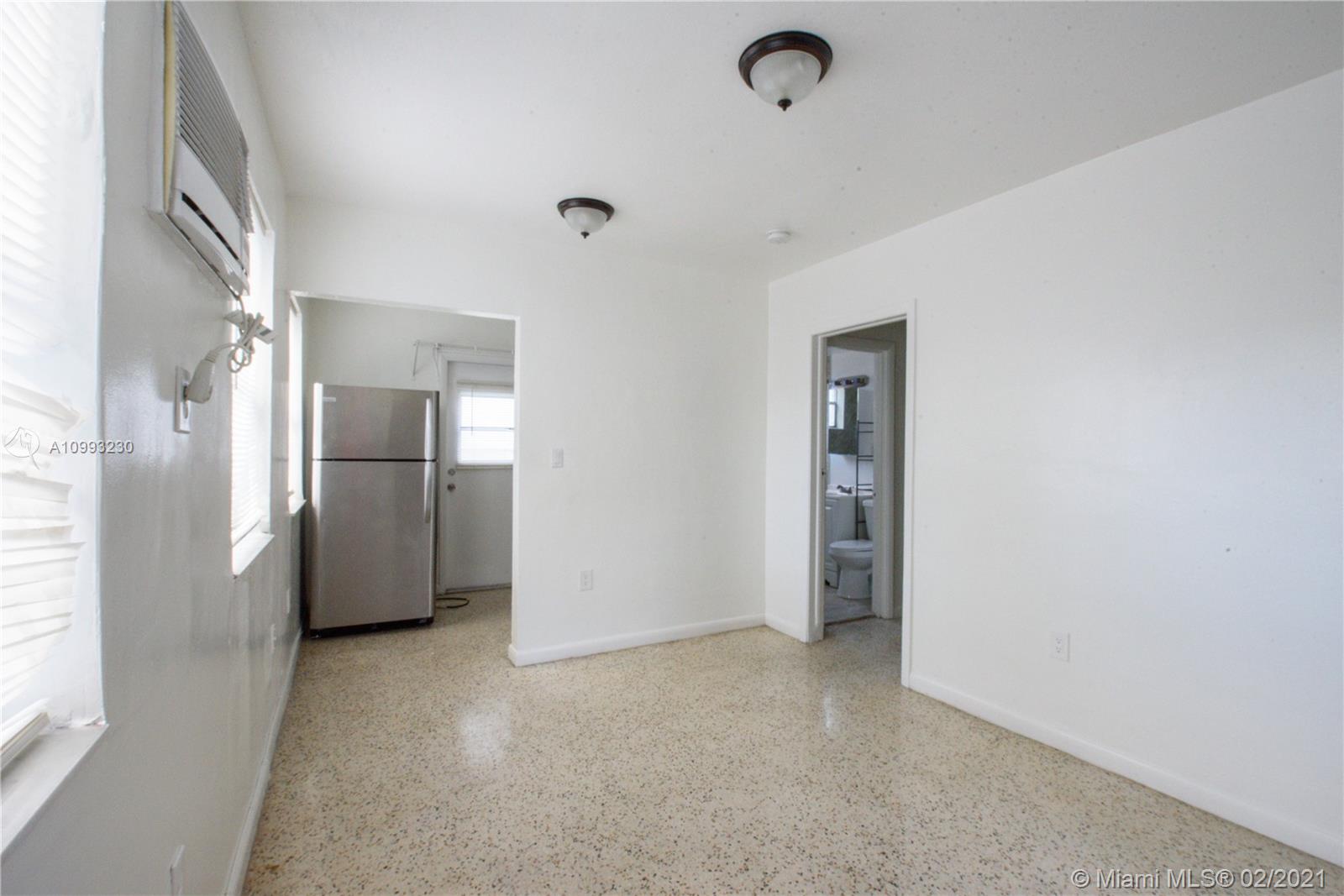 See details / 4244 sq. ft. $ 2021-03-04 0 Photo
