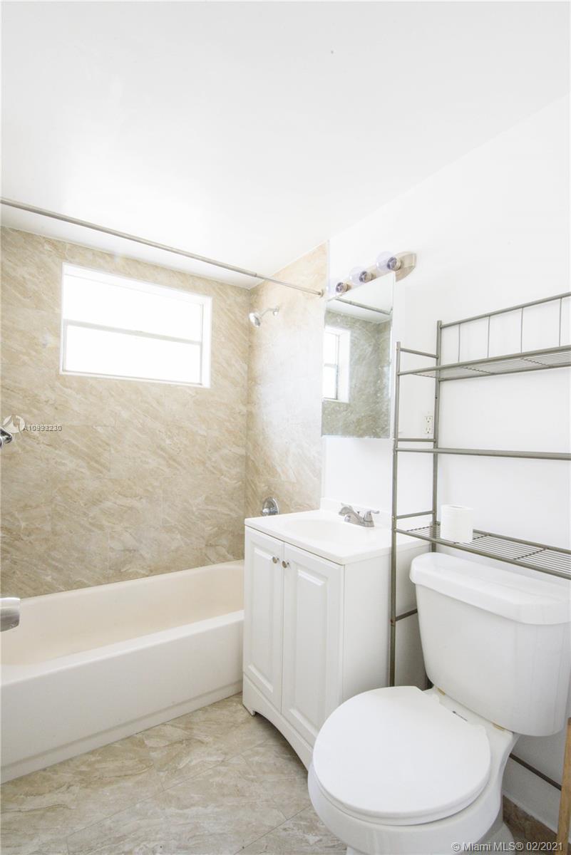 See details / 4244 sq. ft. $ 2021-03-04 0 Photo