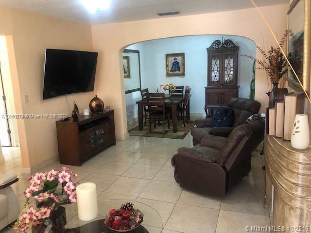 See details / 3115 sq. ft. $ 2021-03-31 0 Photo