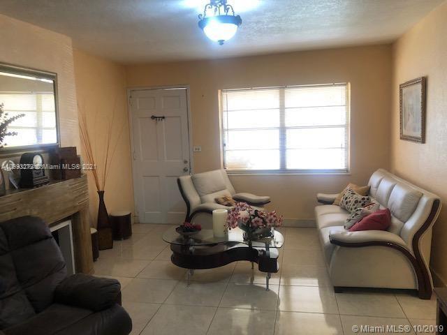 See details / 3115 sq. ft. $ 2021-03-31 0 Photo