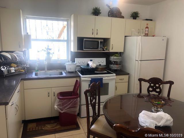 See details / 3115 sq. ft. $ 2021-03-31 0 Photo