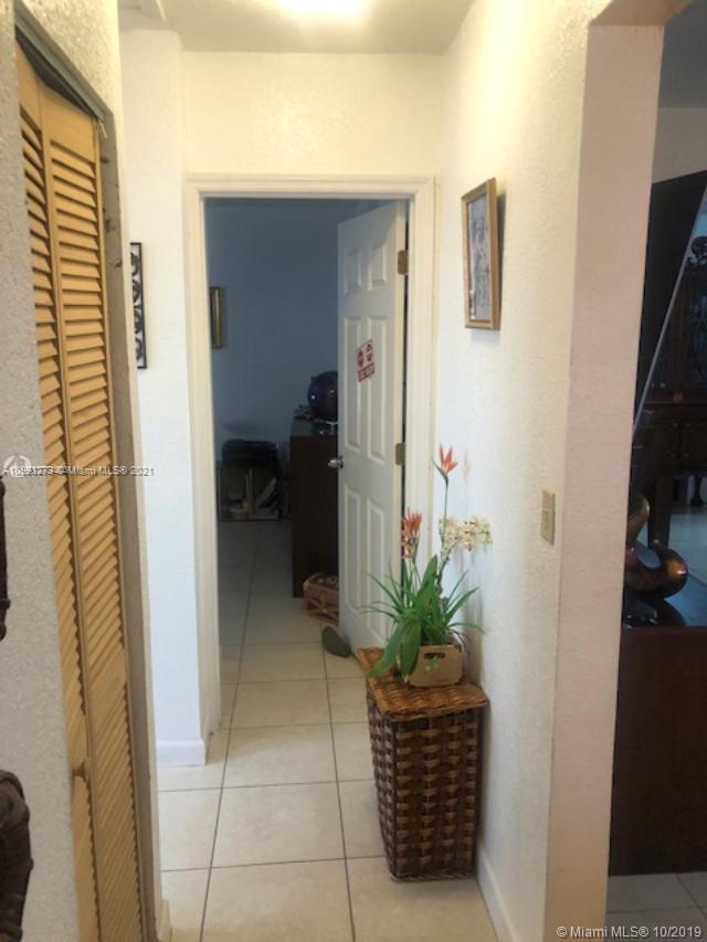 See details / 3115 sq. ft. $ 2021-03-31 0 Photo