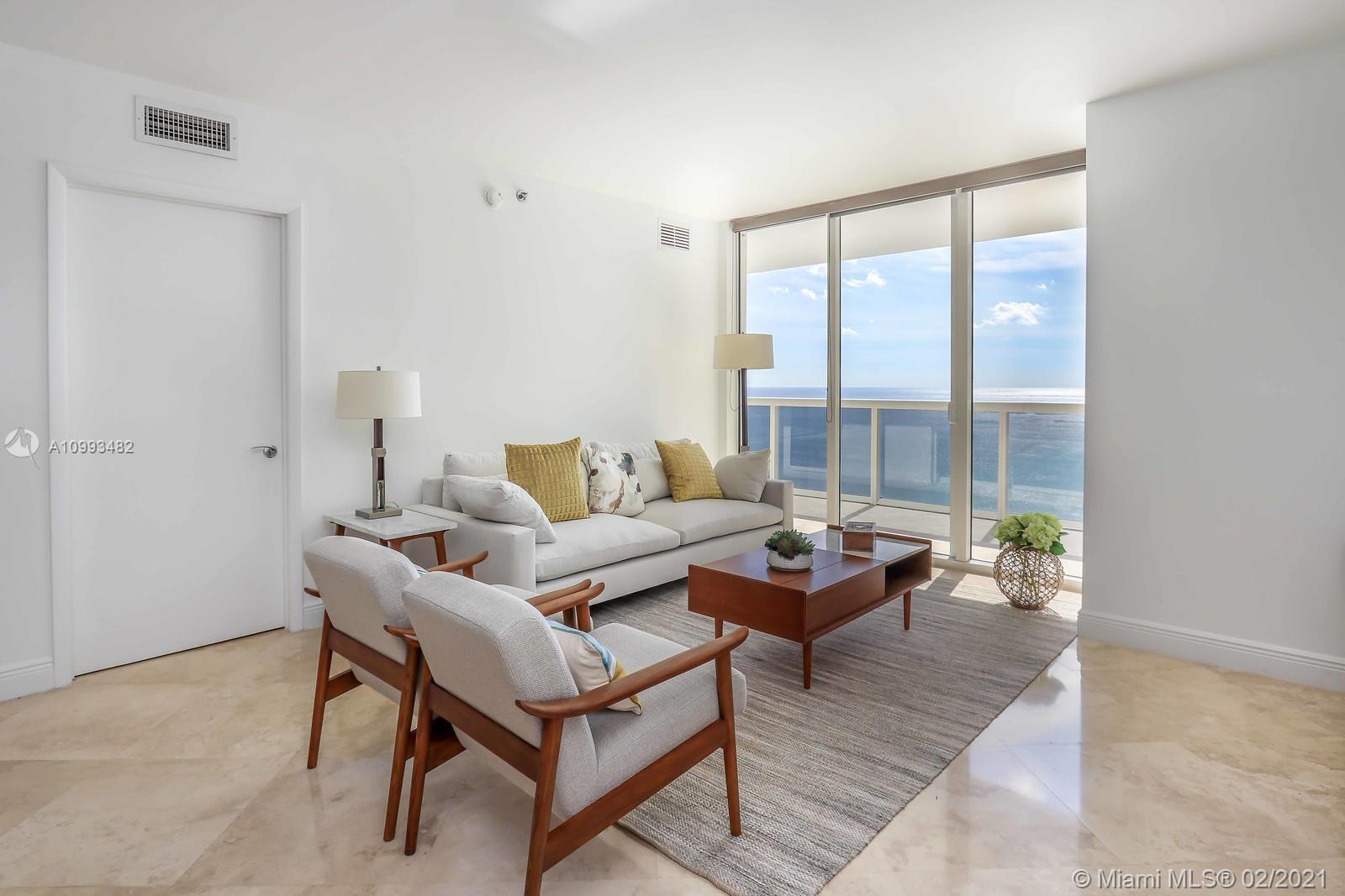 Ver detalles 3704 3 / 3 1675 sq. ft. $ 2021-02-10 0 foto