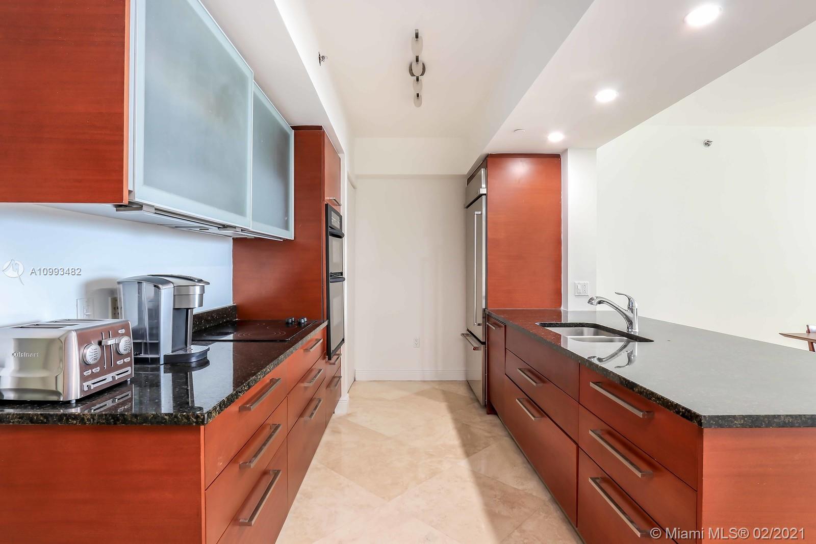 Ver detalles 3704 3 / 3 1675 sq. ft. $ 2021-02-10 0 foto