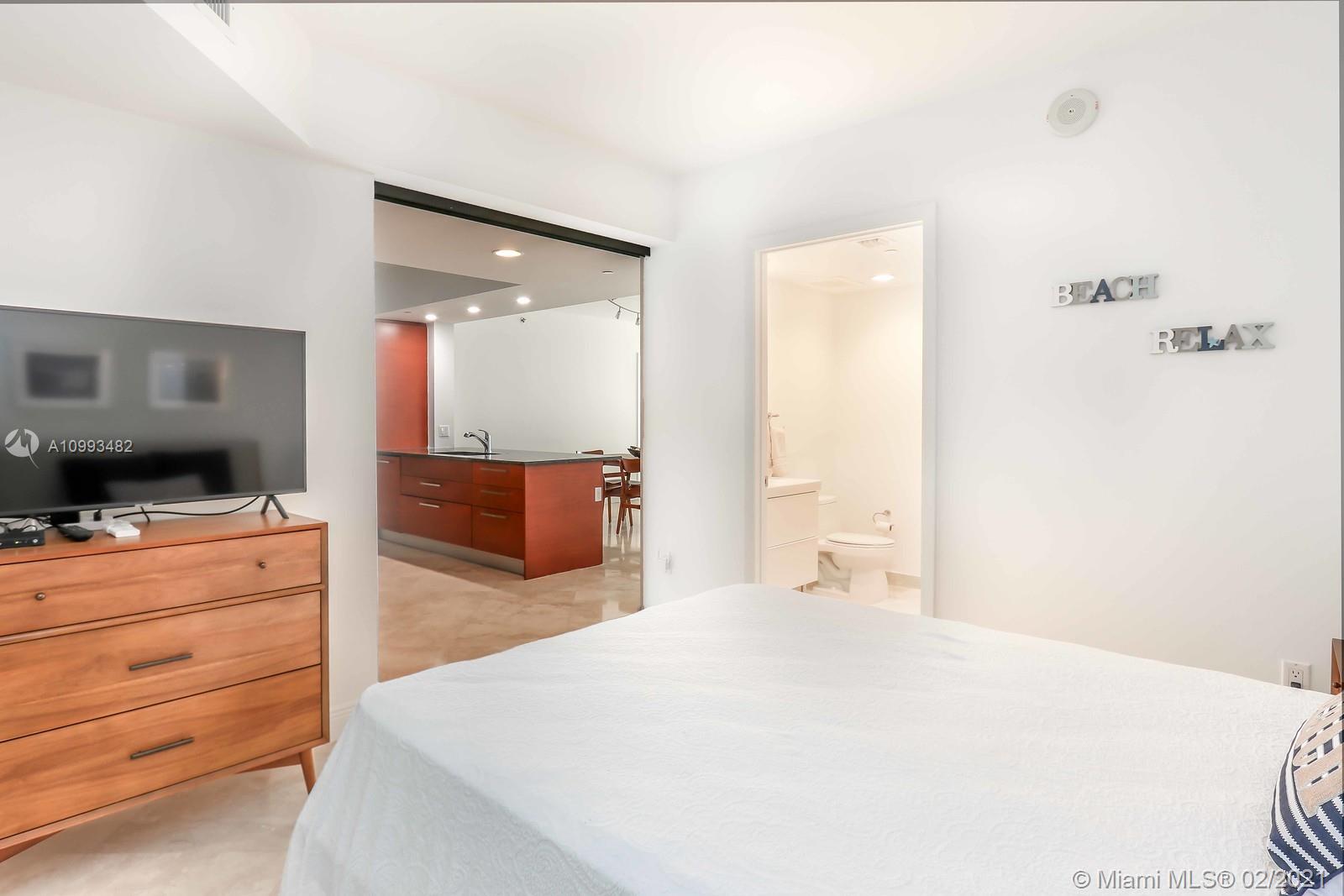 Ver detalles 3704 3 / 3 1675 sq. ft. $ 2021-02-10 0 foto