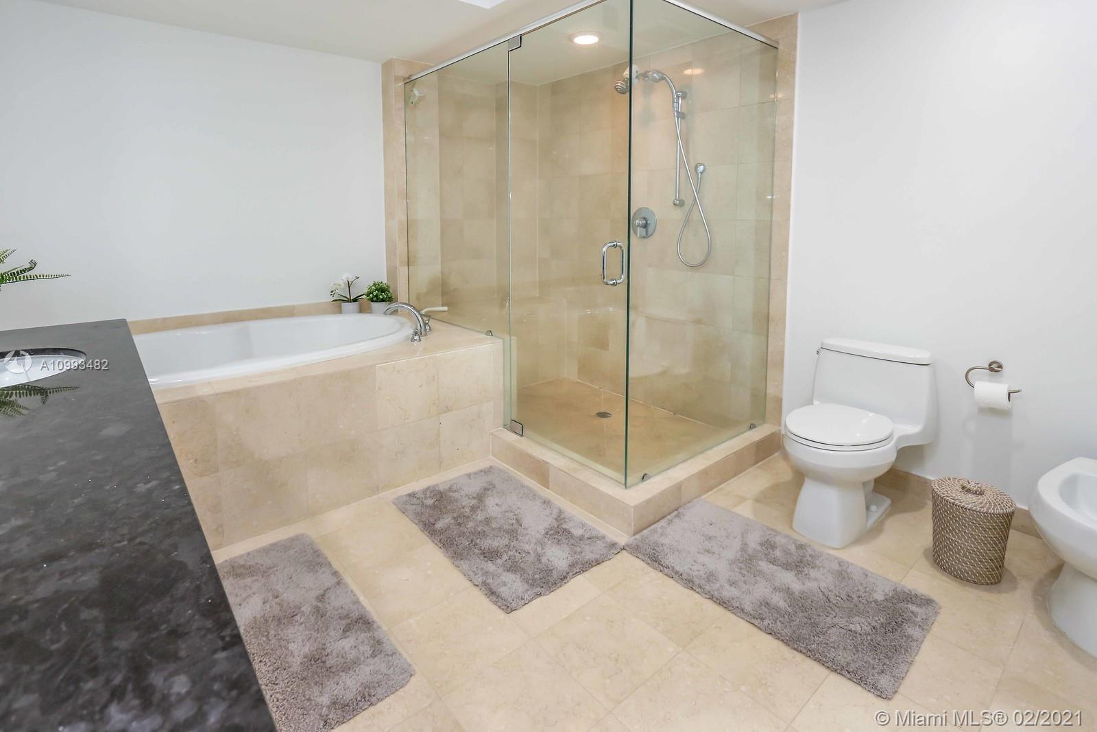 Ver detalles 3704 3 / 3 1675 sq. ft. $ 2021-02-10 0 foto