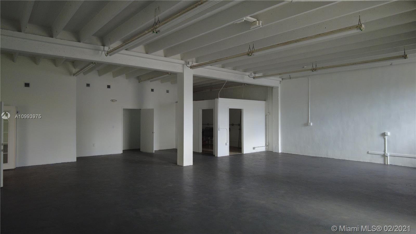 Ver detalles 233-235 / sq. ft. $ 2021-02-03 0 foto