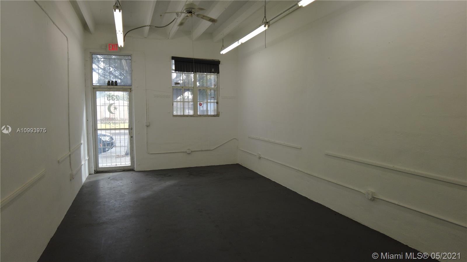 Ver detalles 233-235 / sq. ft. $ 2021-02-03 0 foto