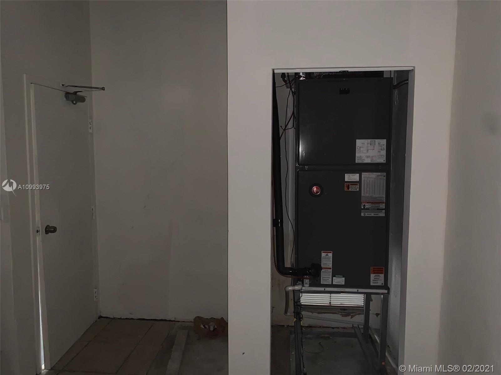 Ver detalles 233-235 / sq. ft. $ 2021-02-03 0 foto