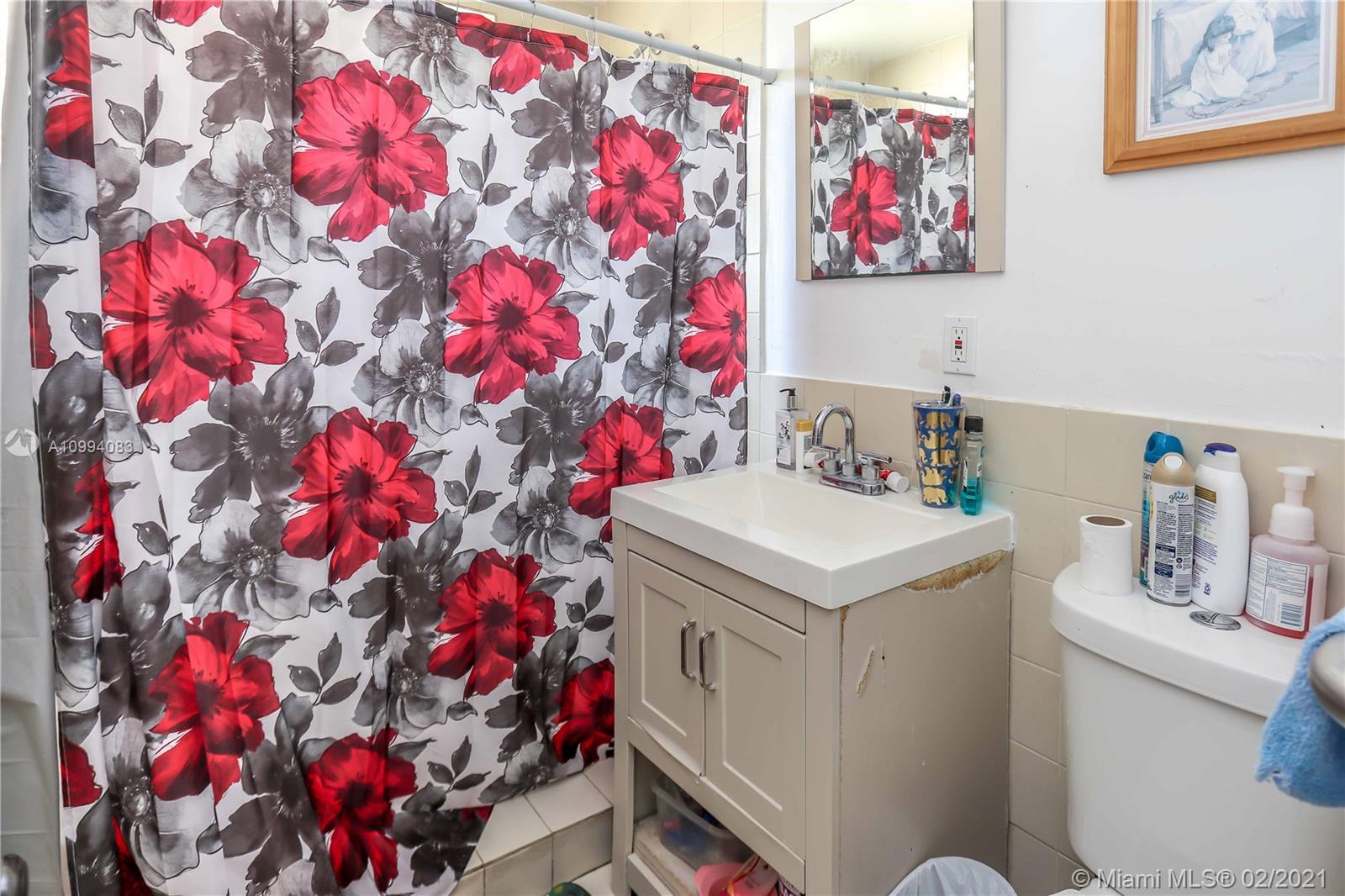 See details / 1602 sq. ft. $ 2021-02-04 0 Photo