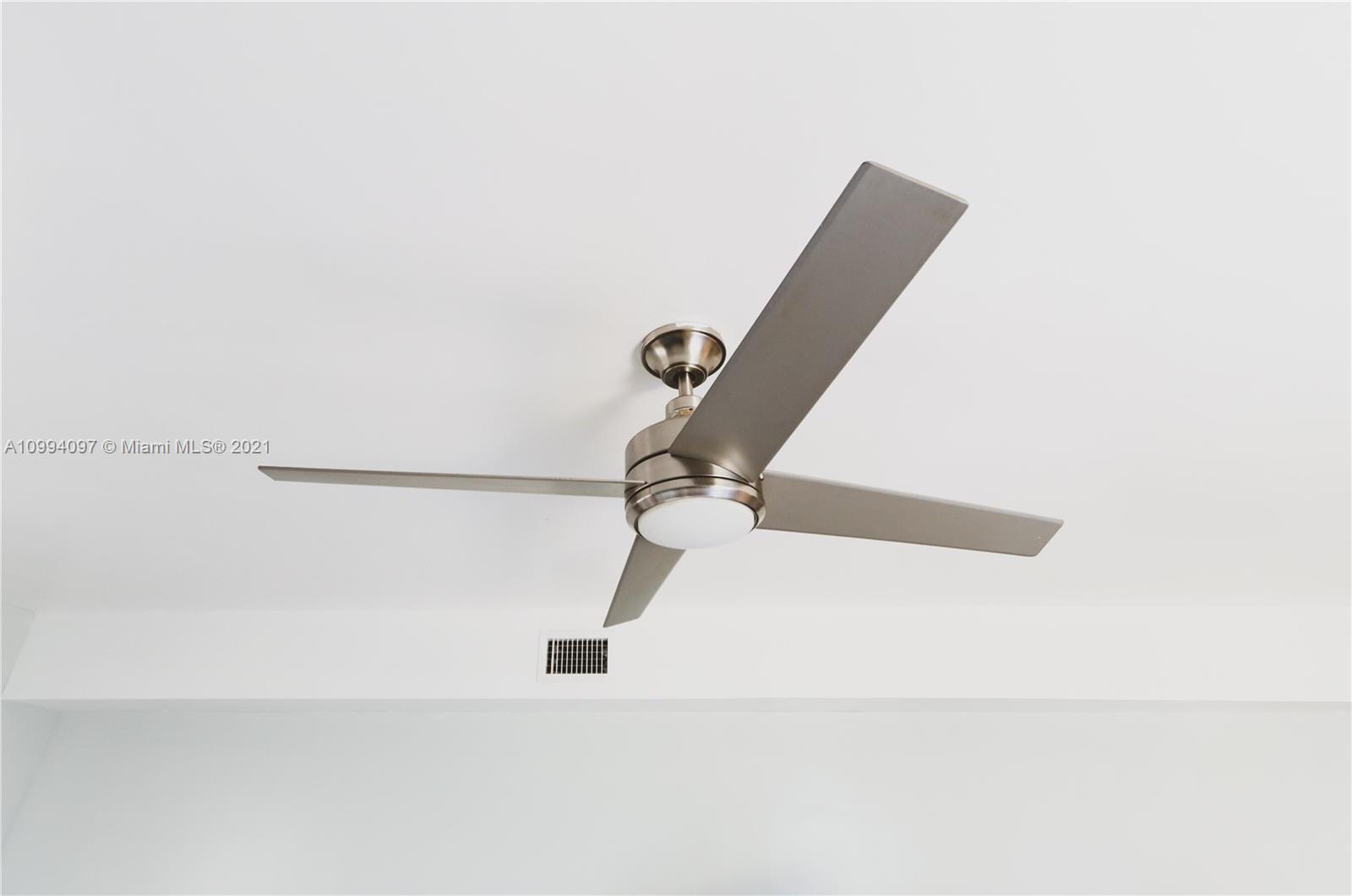 See details / sq. ft. $ 2021-04-13 0 Photo
