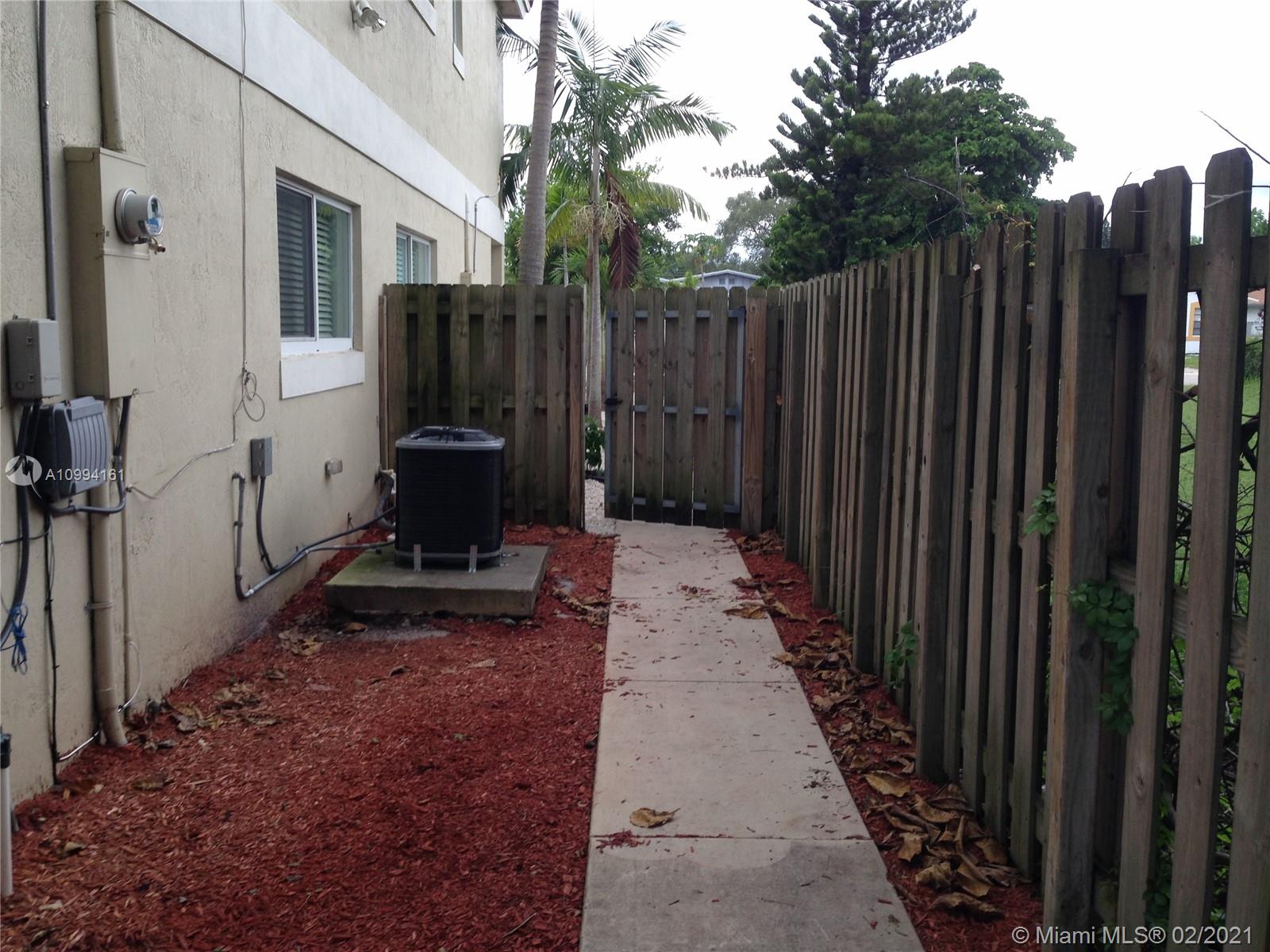 See details / 5508 sq. ft. $ 2021-02-04 0 Photo
