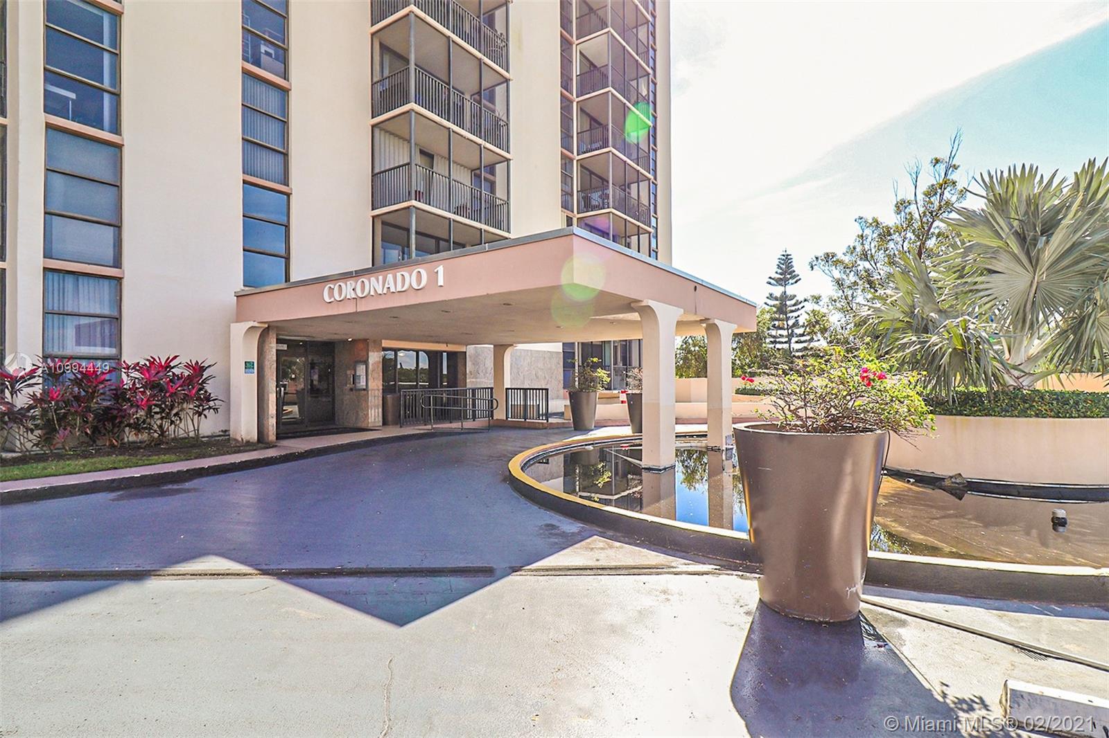 Photo of 20335 Country Club Dr #2004, Aventura, Florida, 33180 -