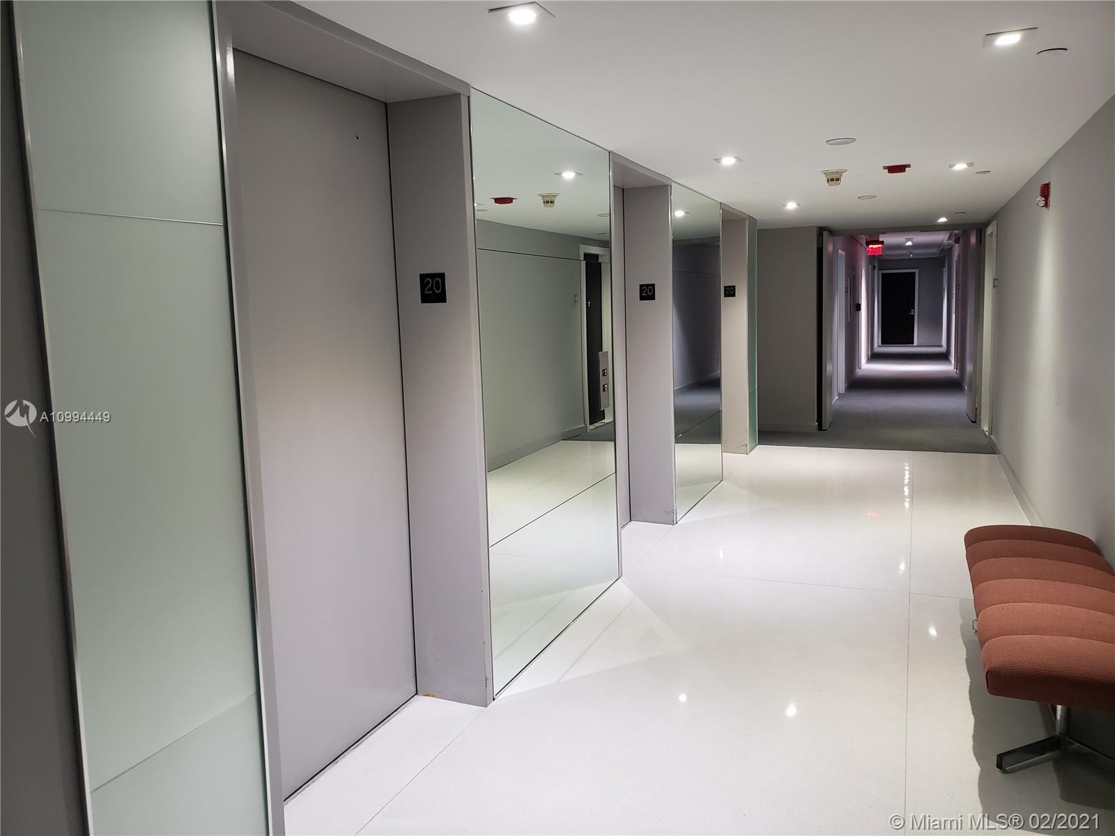Photo of 20335 Country Club Dr #2004, Aventura, Florida, 33180 -