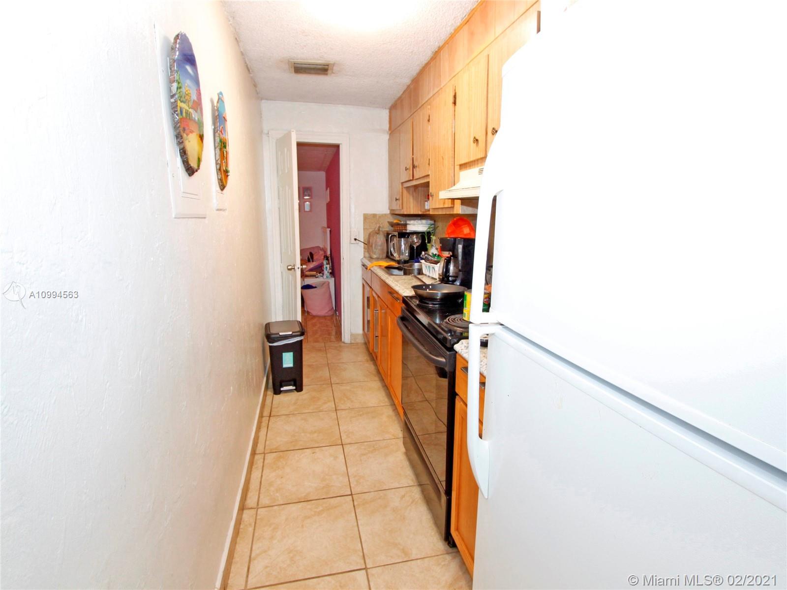 See details / 1816 sq. ft. $ 2021-02-04 0 Photo