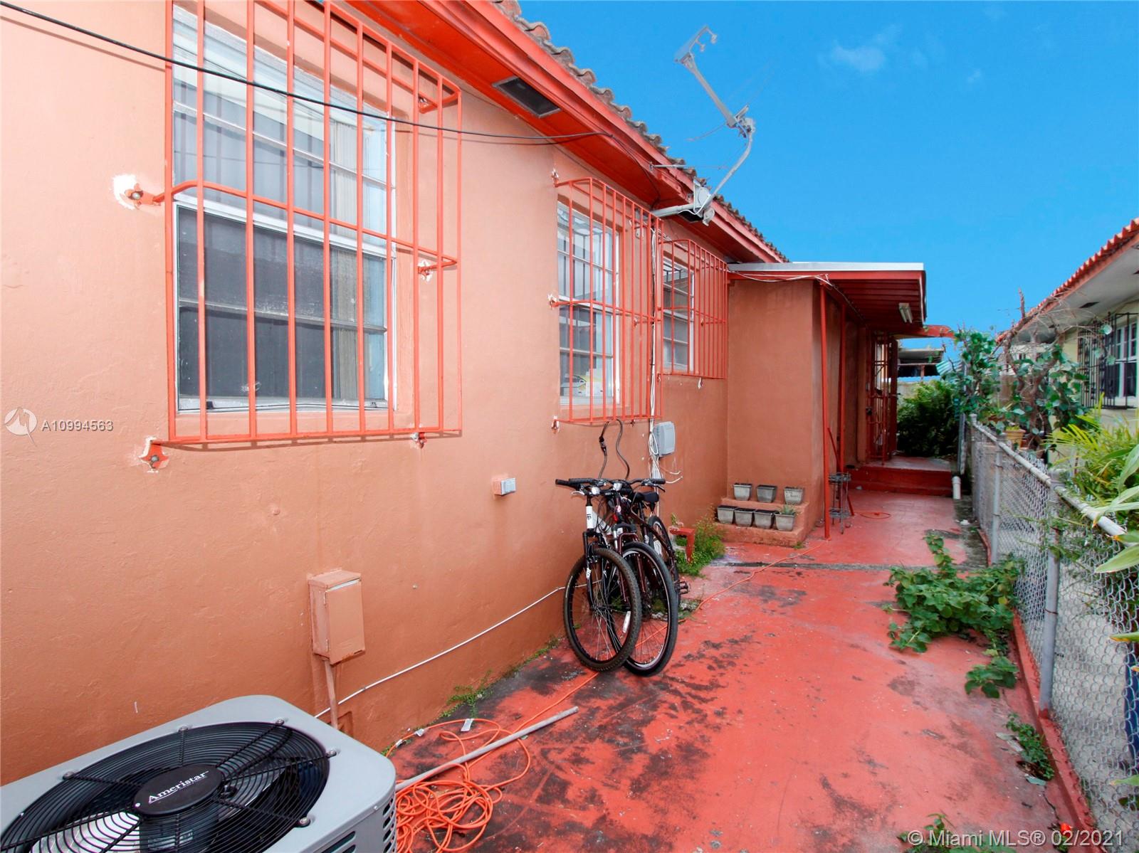 See details / 1816 sq. ft. $ 2021-02-04 0 Photo