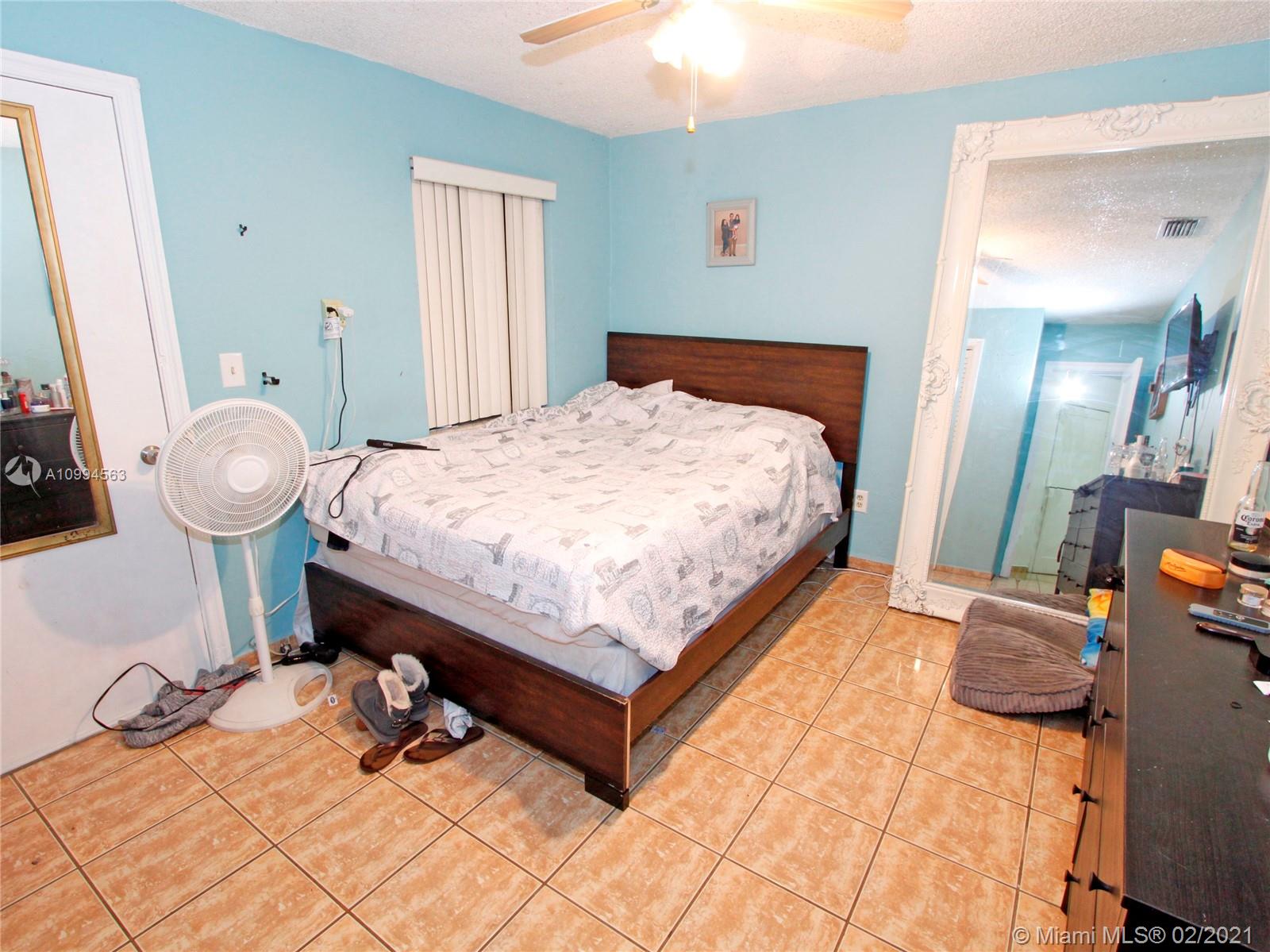 See details / 1816 sq. ft. $ 2021-02-04 0 Photo