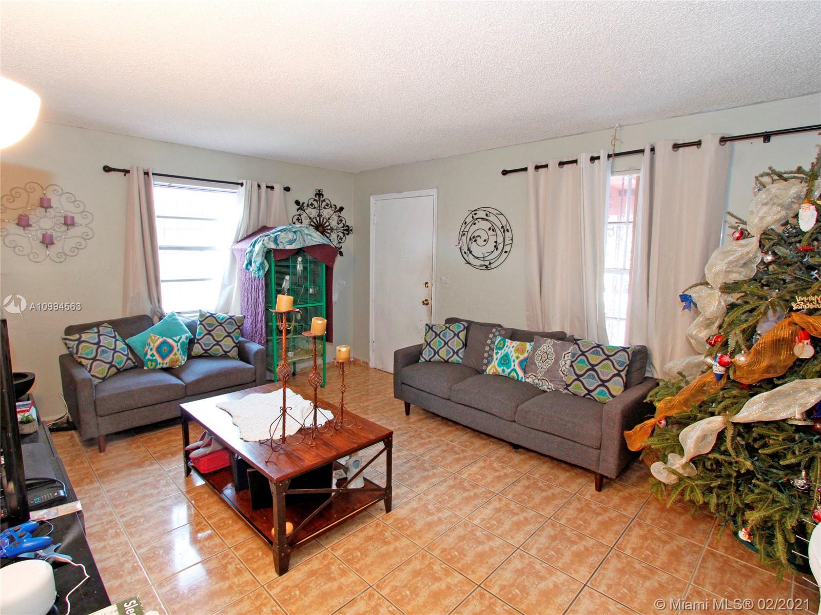 See details / 1816 sq. ft. $ 2021-02-04 0 Photo