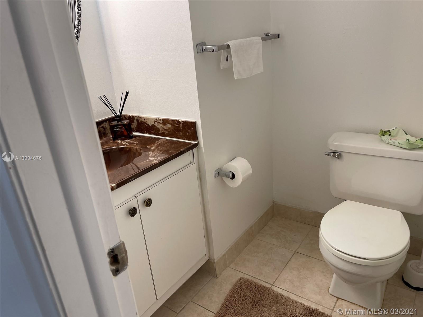 Photo of 603 26th Ave #603, Hallandale Beach, Florida, 33009 -