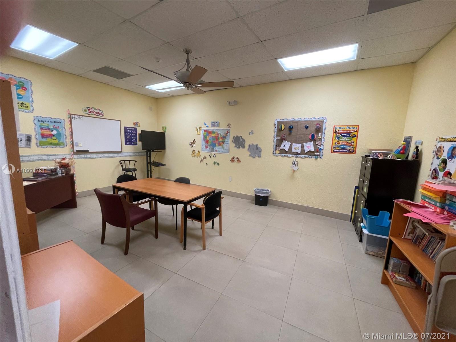 Ver detalles 24-27 / sq. ft. $ 2021-02-05 0 foto