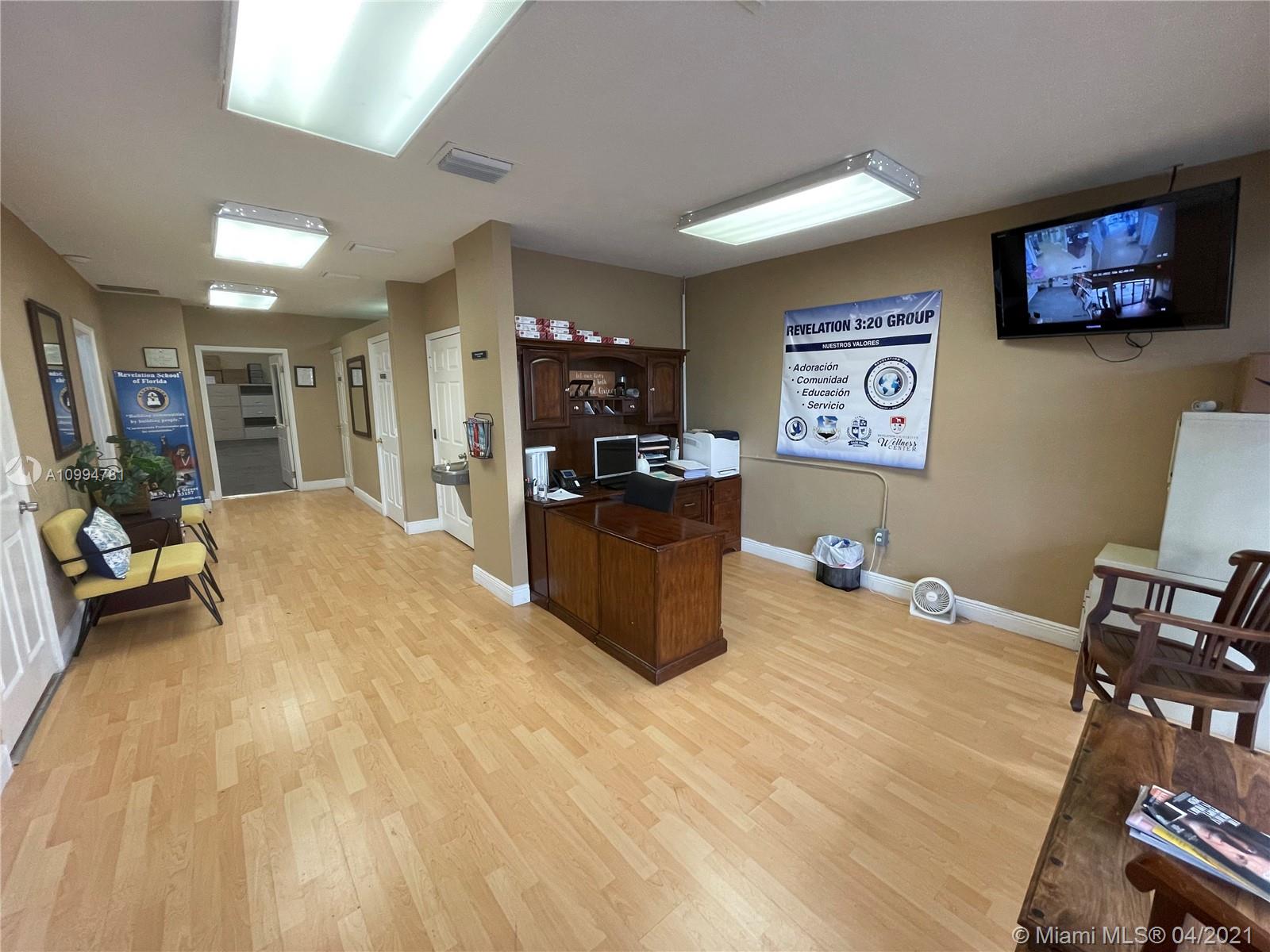 Ver detalles 24-27 / sq. ft. $ 2021-02-05 0 foto