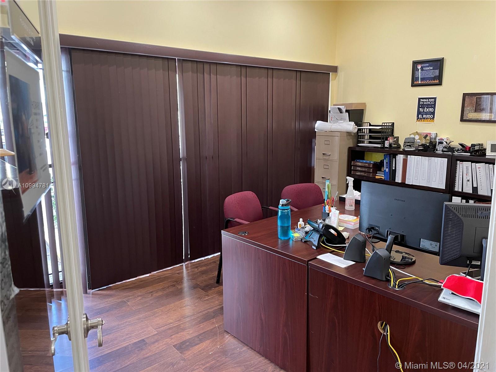 Ver detalles 24-27 / sq. ft. $ 2021-02-05 0 foto