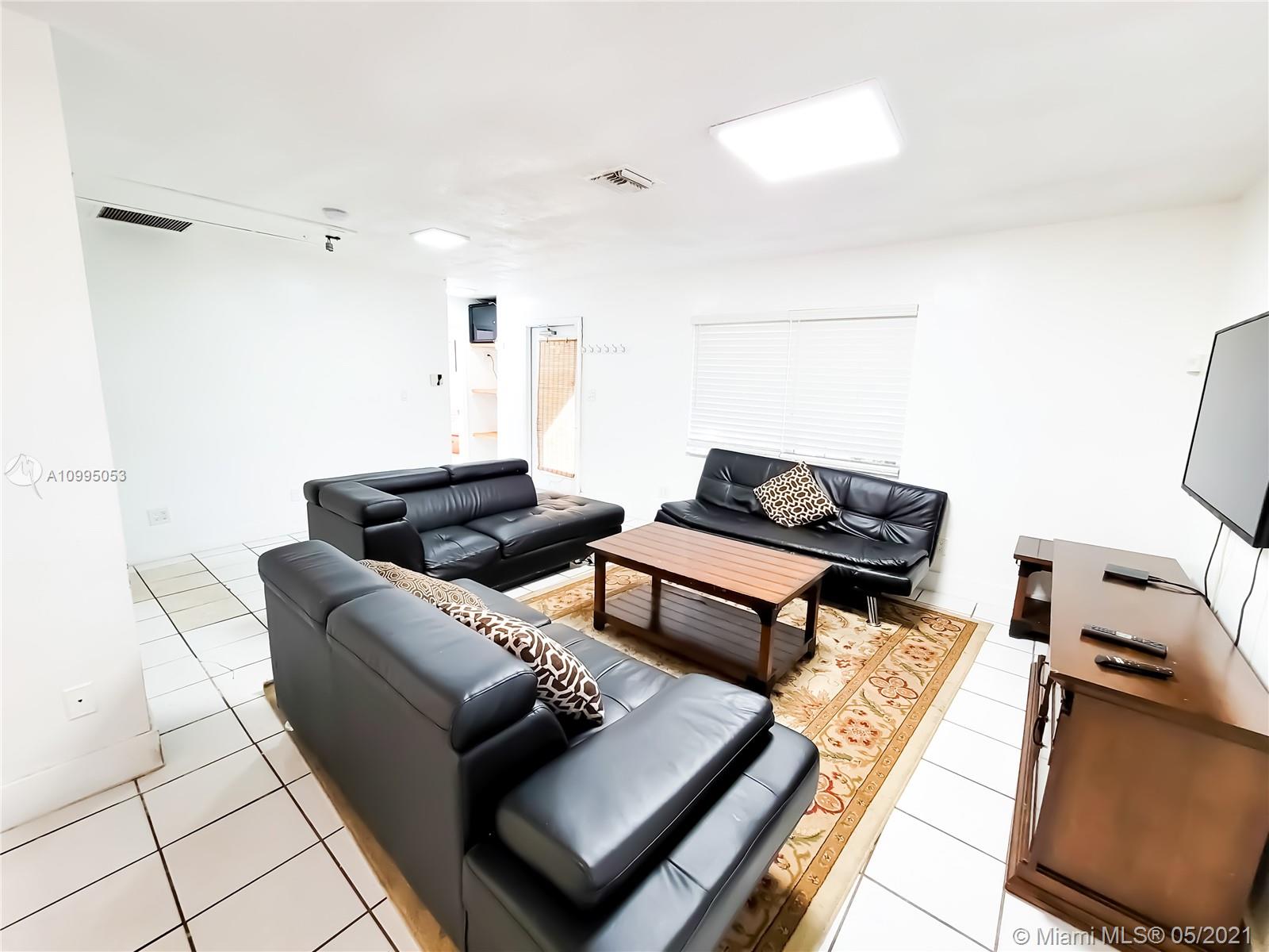 See details / 1761 sq. ft. $ 2021-02-05 0 Photo