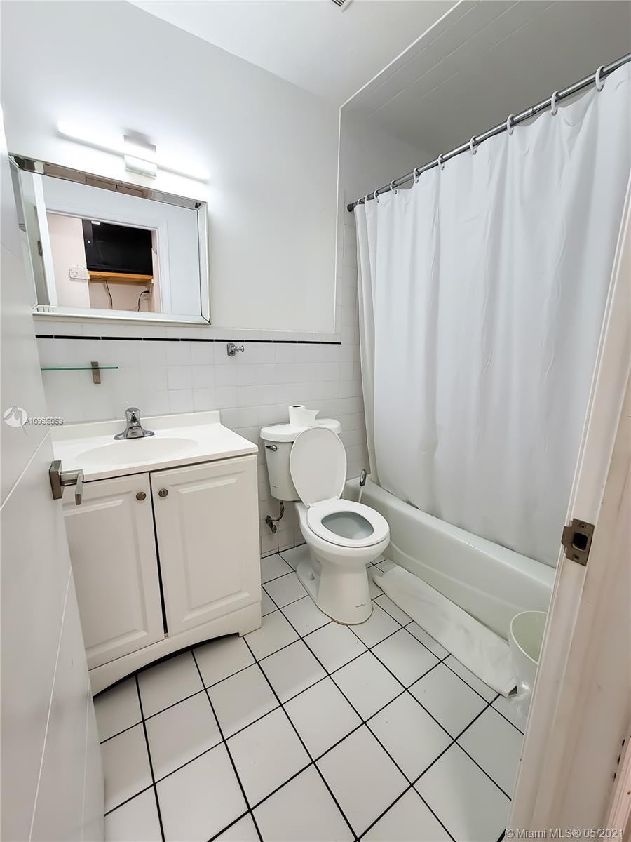 See details / 1761 sq. ft. $ 2021-02-05 0 Photo