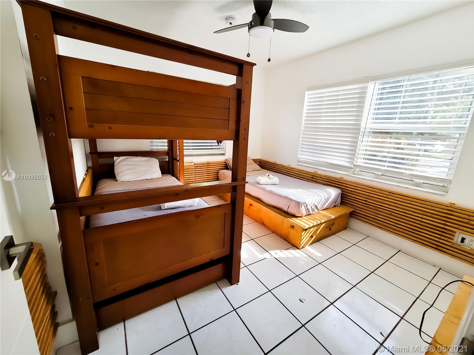See details / 1761 sq. ft. $ 2021-02-05 0 Photo