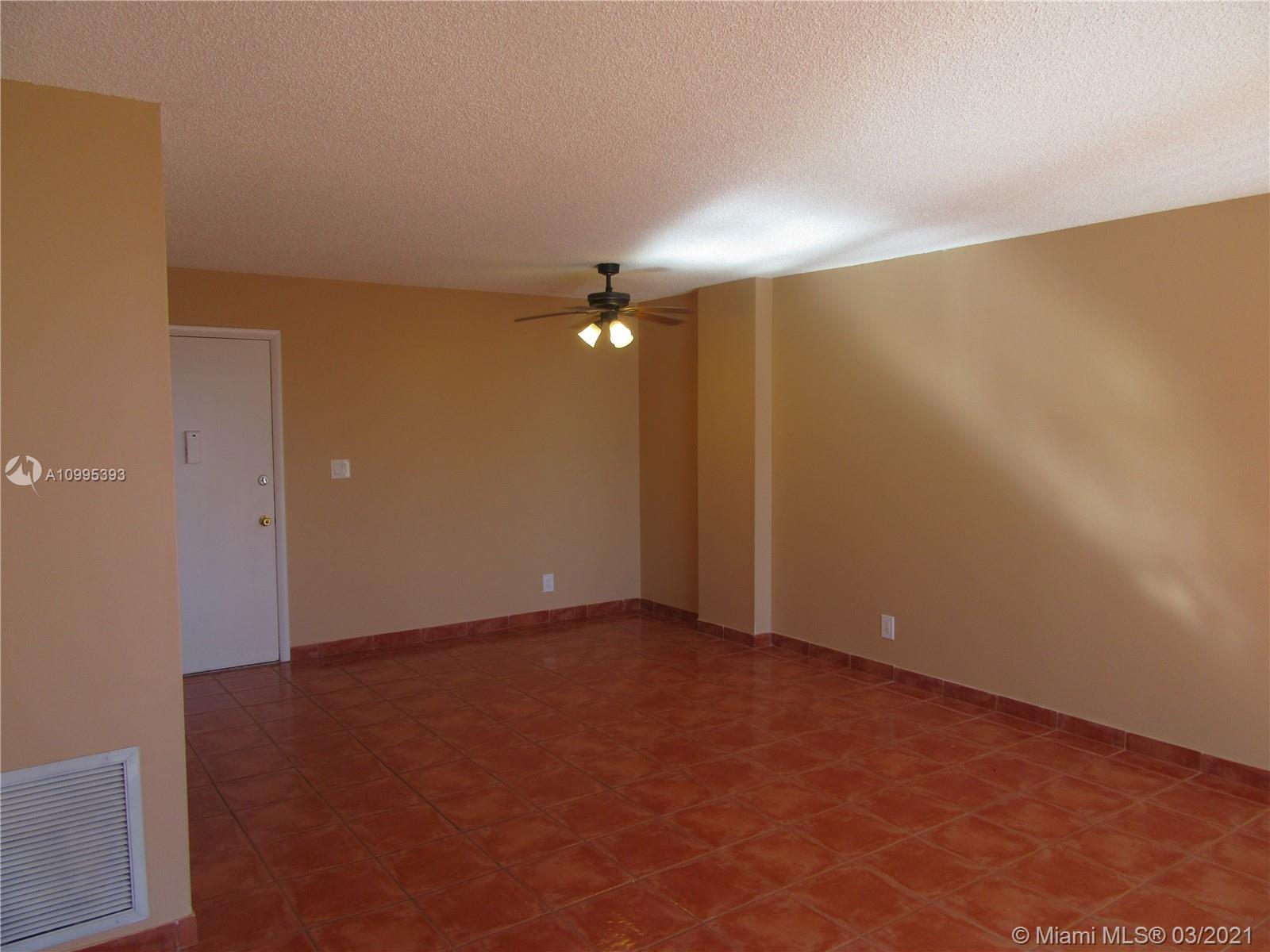 Photo of 3161 Ocean Dr #409, Hallandale Beach, Florida, 33009 -