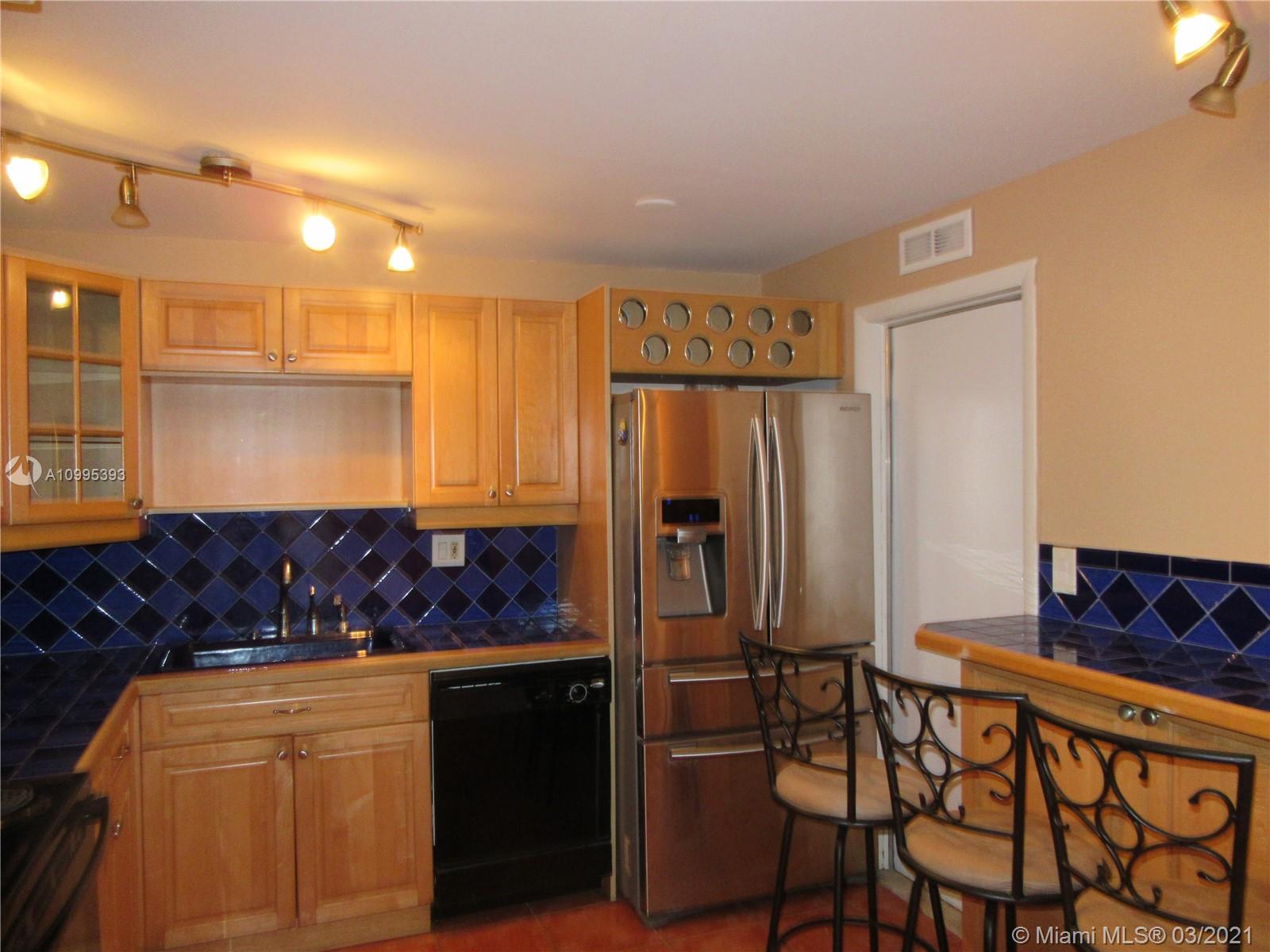 Photo of 3161 Ocean Dr #409, Hallandale Beach, Florida, 33009 -