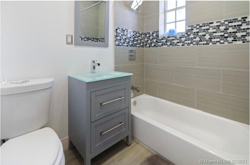 See details / 2563 sq. ft. $ 2021-02-07 0 Photo