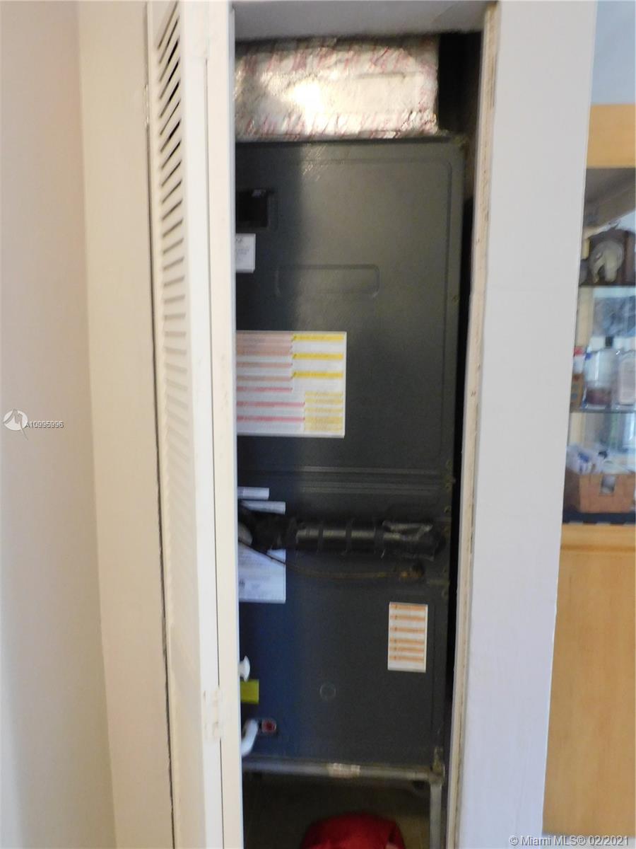 See details / 1836 sq. ft. $ 2021-02-08 0 Photo