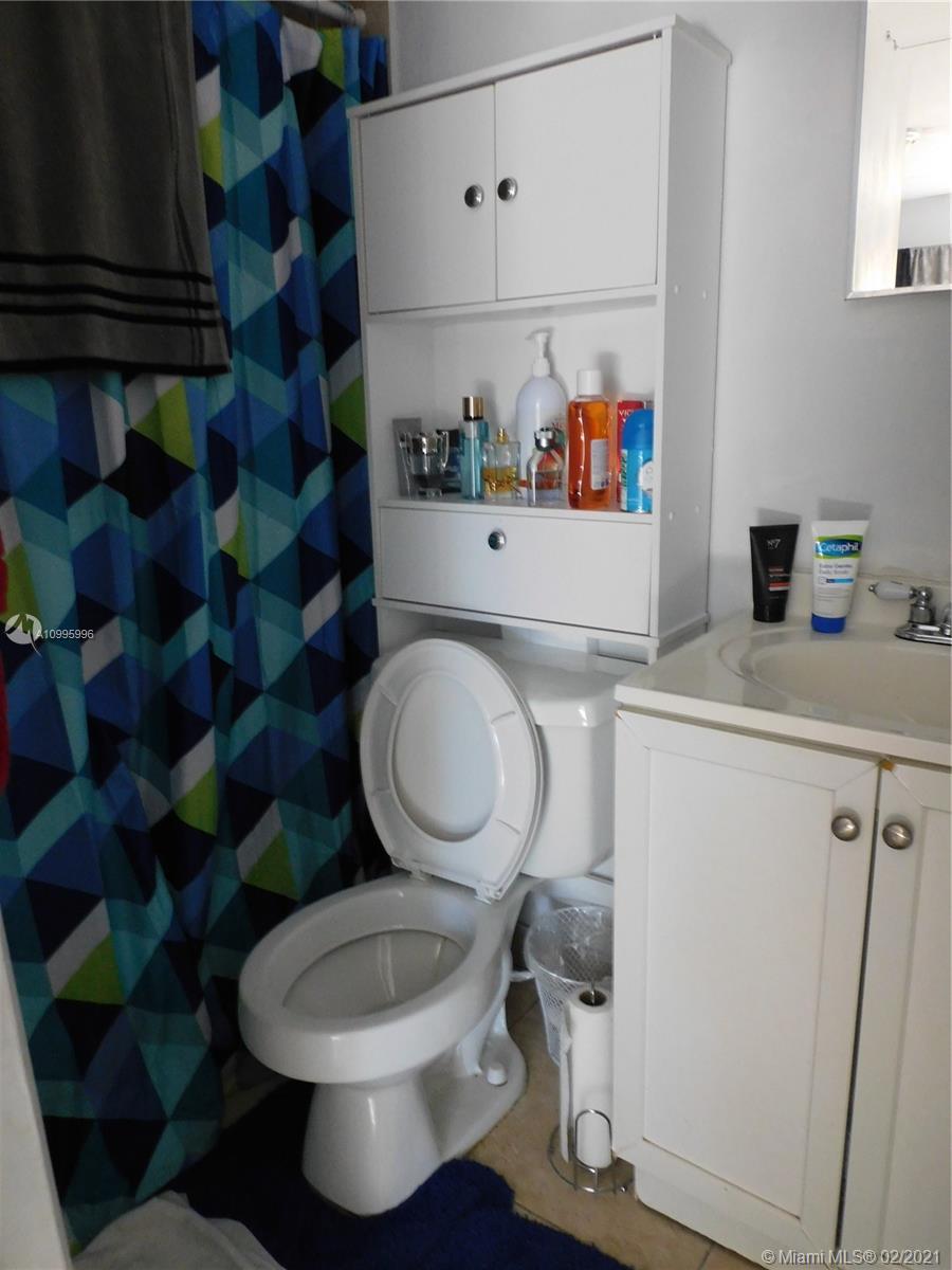 See details / 1836 sq. ft. $ 2021-02-08 0 Photo