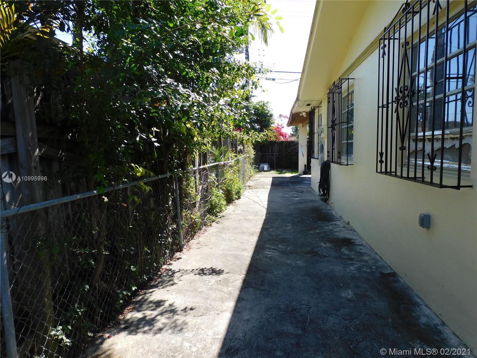 See details / 1836 sq. ft. $ 2021-02-08 0 Photo