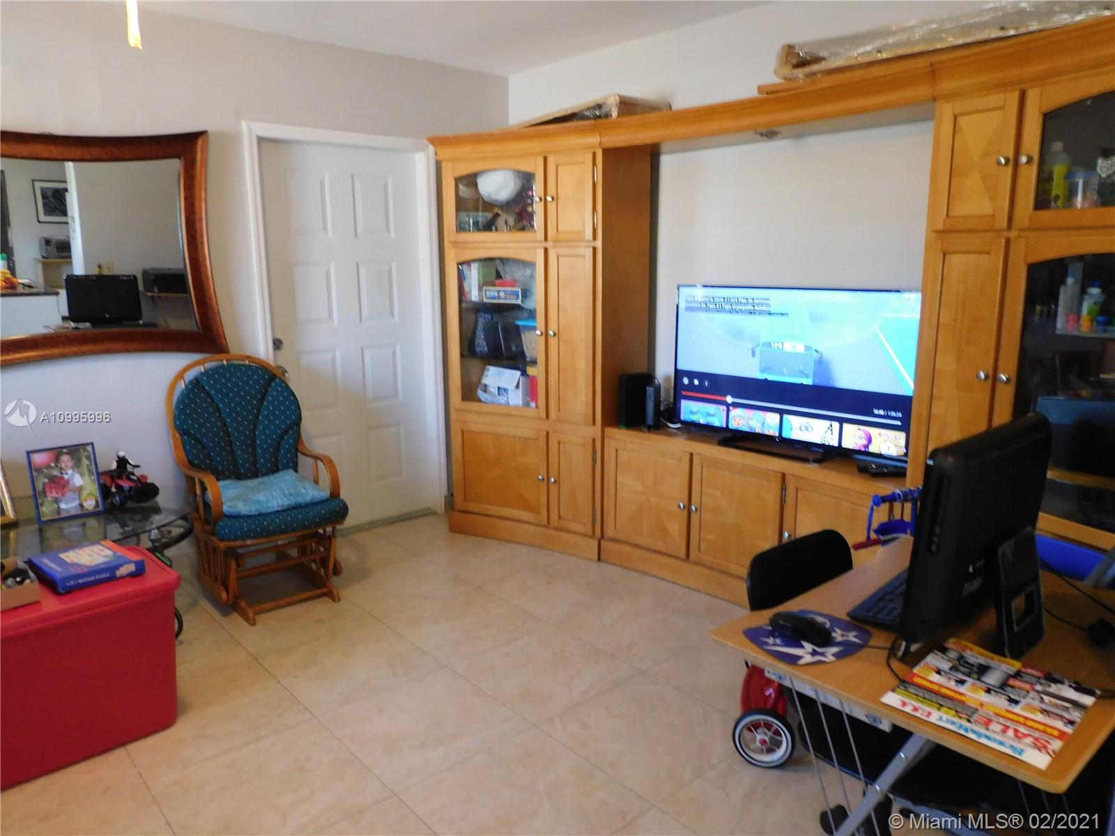 See details / 1836 sq. ft. $ 2021-02-08 0 Photo