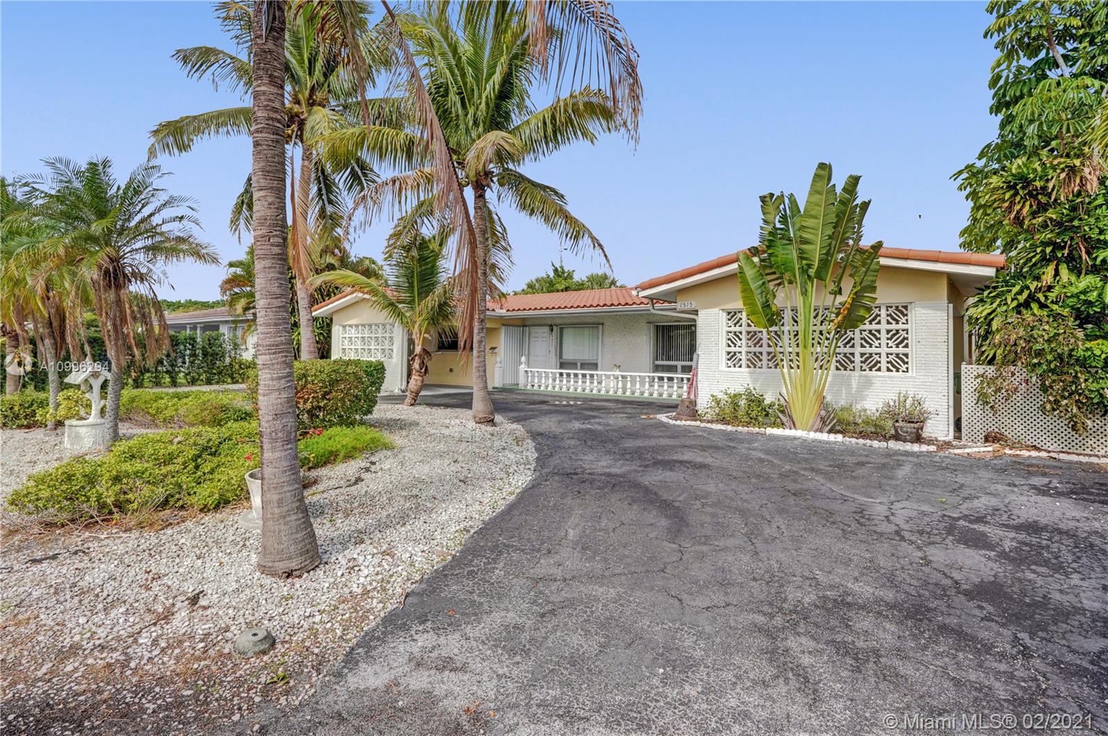 See details / 2832 sq. ft. $ 2021-02-08 0 Photo