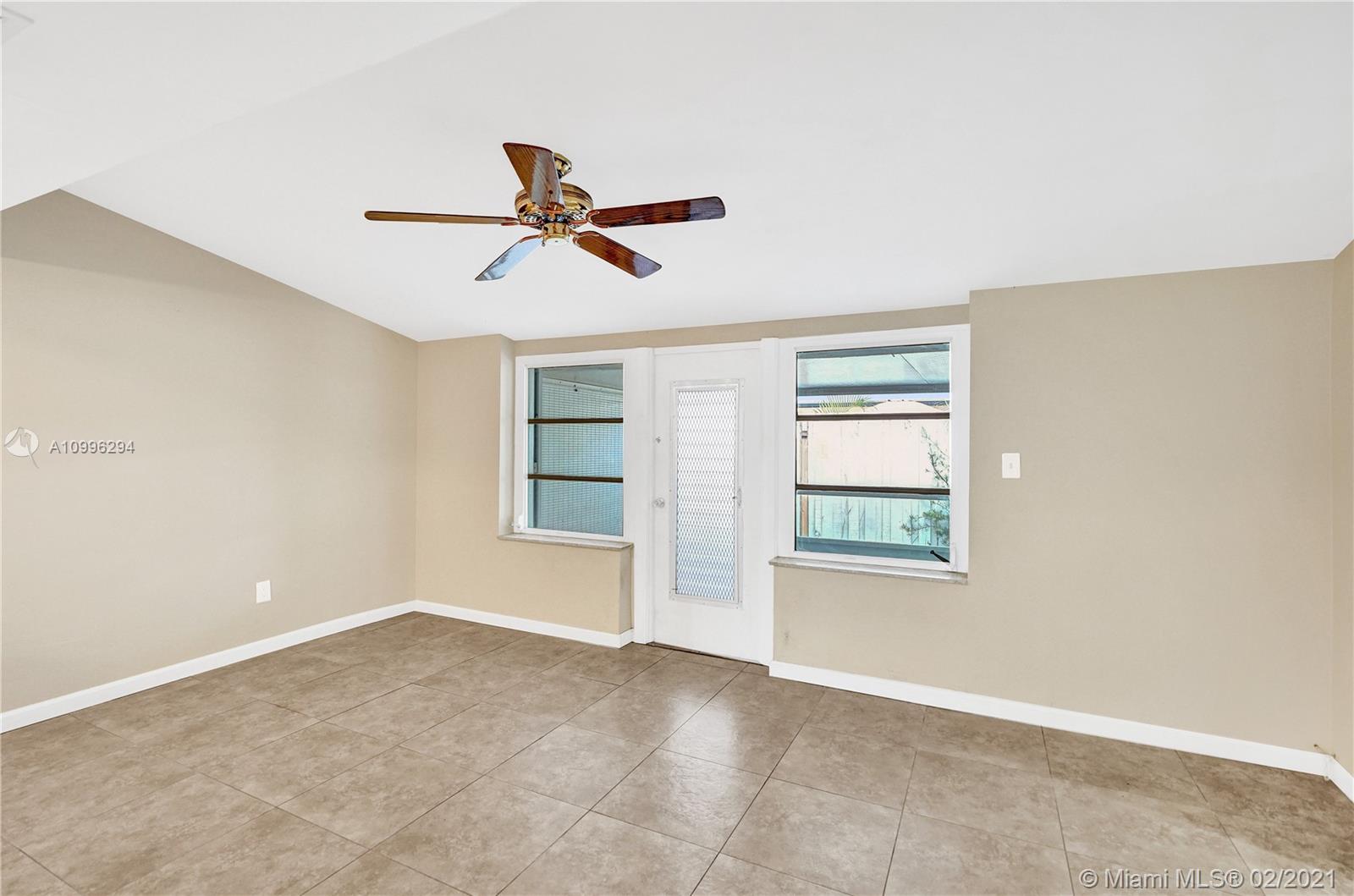 See details / 2832 sq. ft. $ 2021-02-08 0 Photo