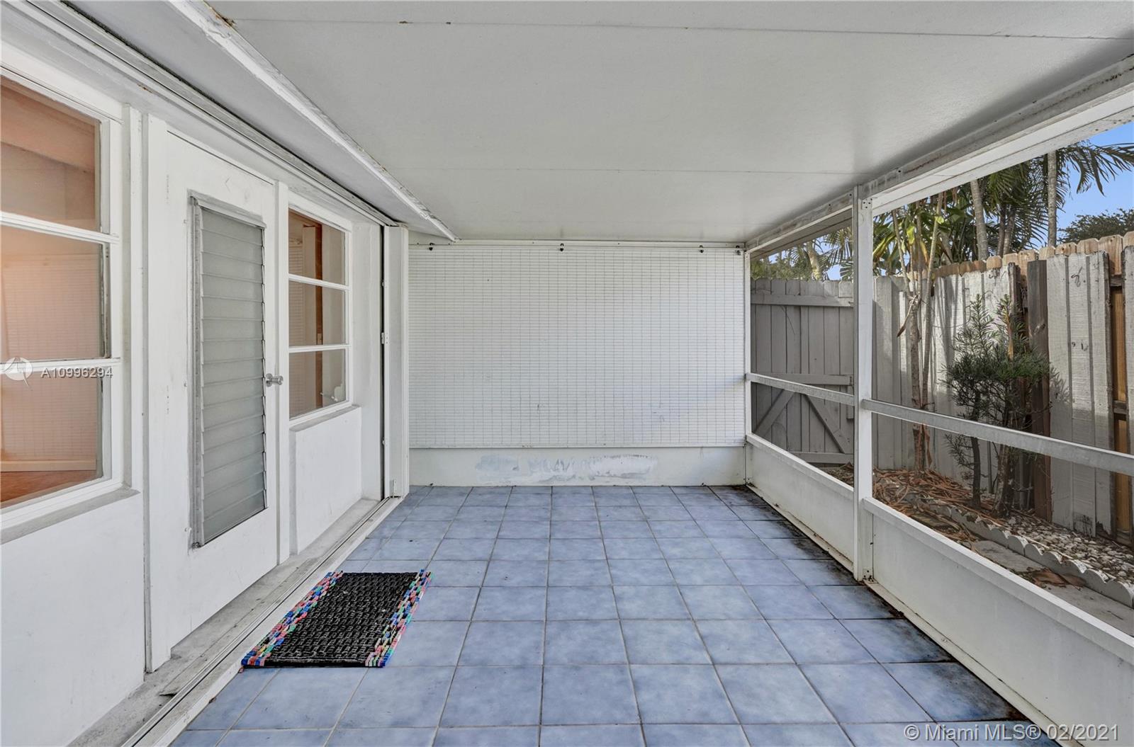 See details / 2832 sq. ft. $ 2021-02-08 0 Photo