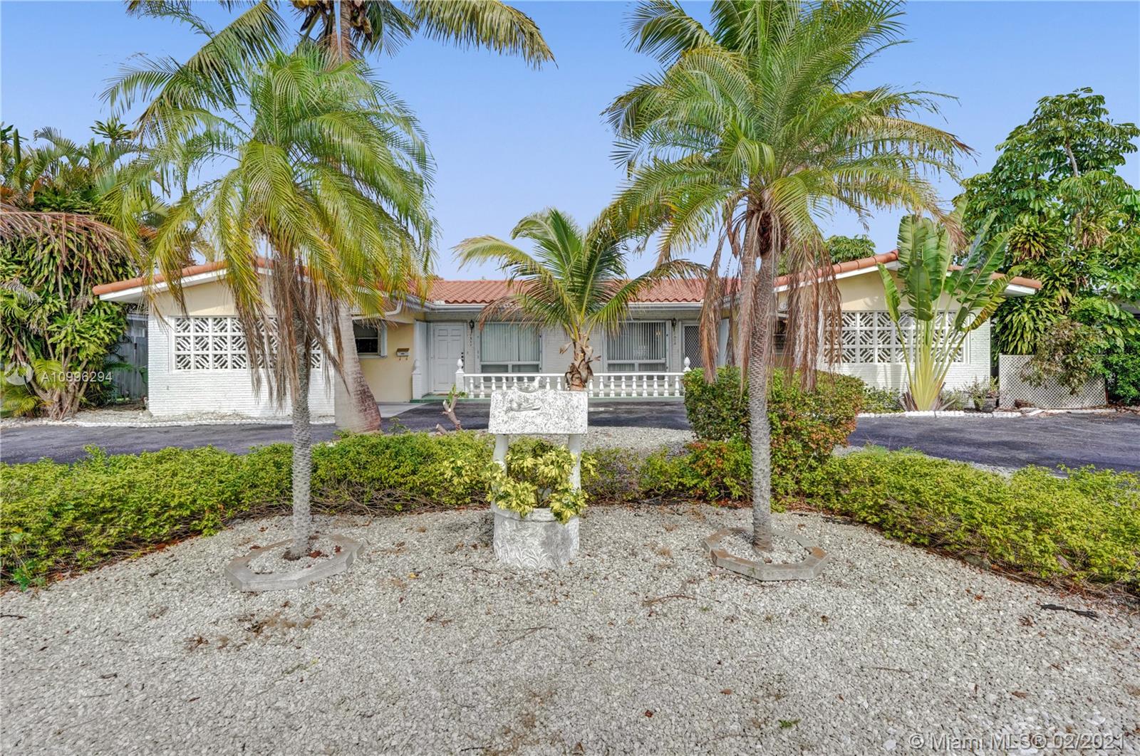 See details / 2832 sq. ft. $ 2021-02-08 0 Photo