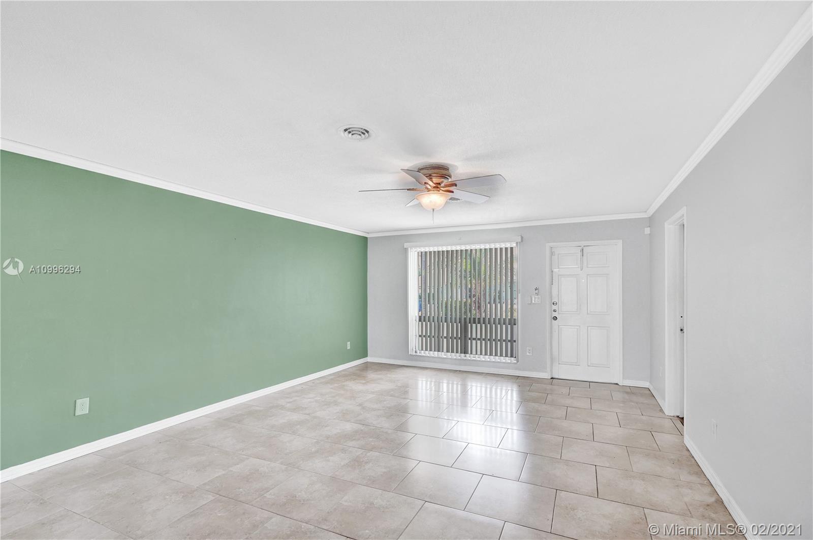 See details / 2832 sq. ft. $ 2021-02-08 0 Photo