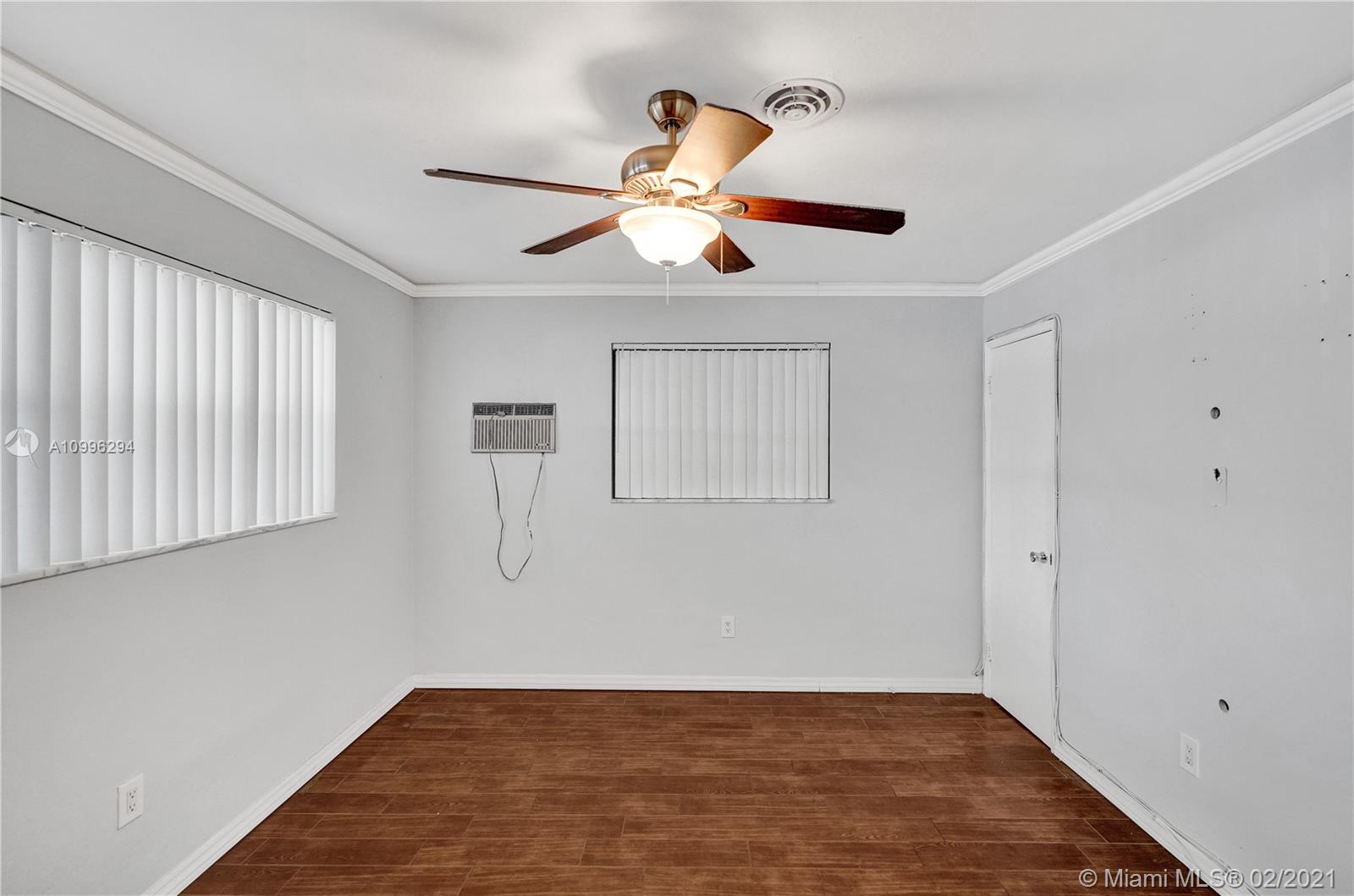 See details / 2832 sq. ft. $ 2021-02-08 0 Photo
