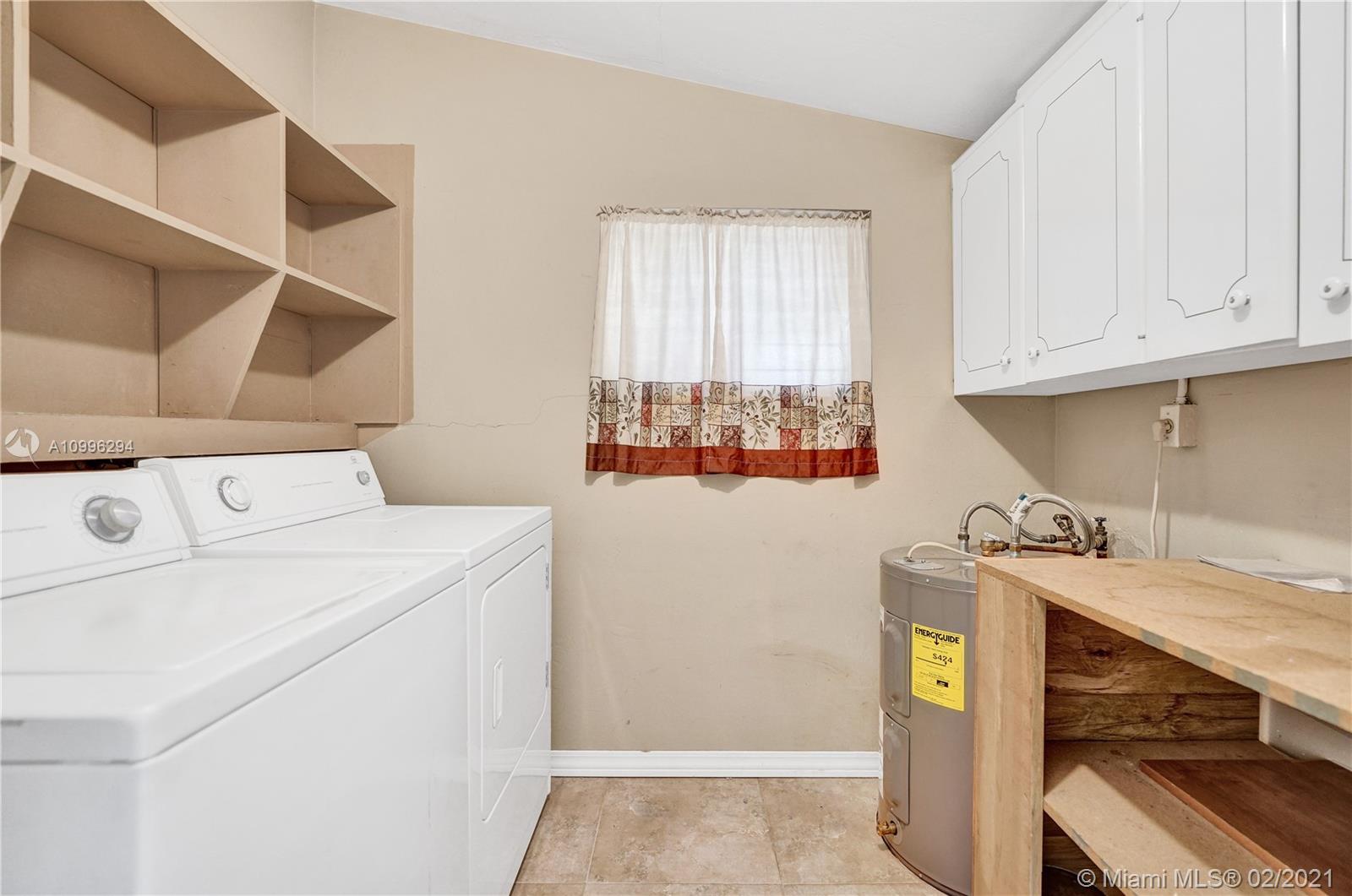 See details / 2832 sq. ft. $ 2021-02-08 0 Photo