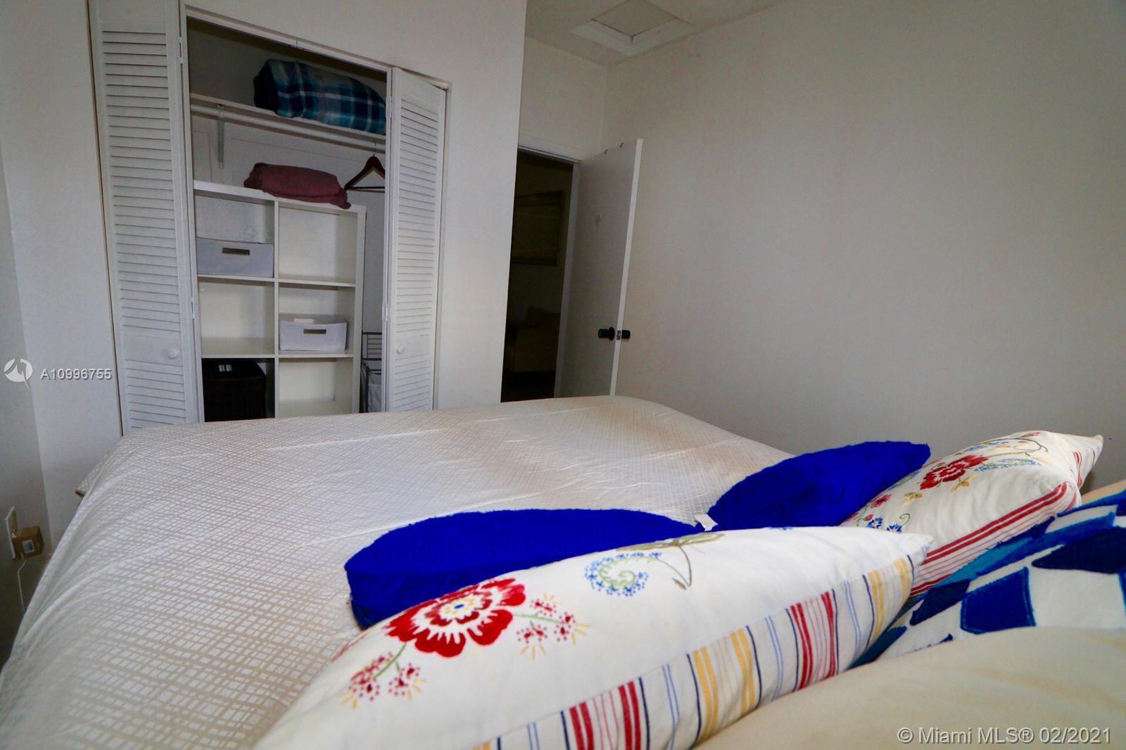 See details / 1370 sq. ft. $ 2021-02-09 0 Photo